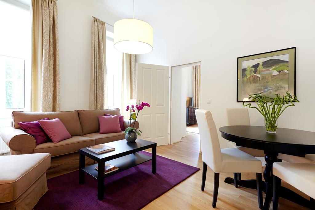 Apartment Theresiengasse Vienna Room photo